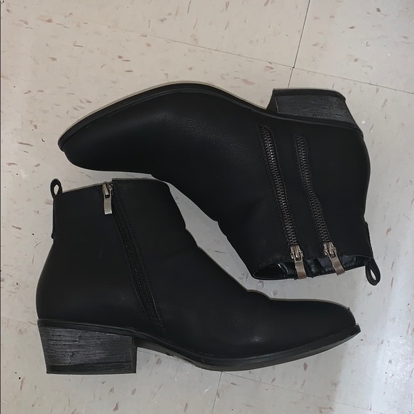 JC Shoes - JC Boots Black Heel Zipper